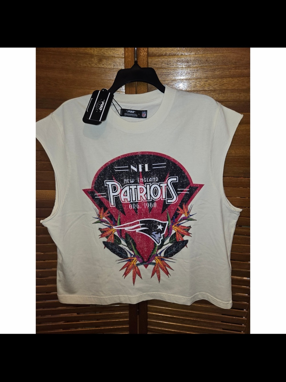 Pro Standard New England Patriots Mens Paradise Sleeveless Shirt Large